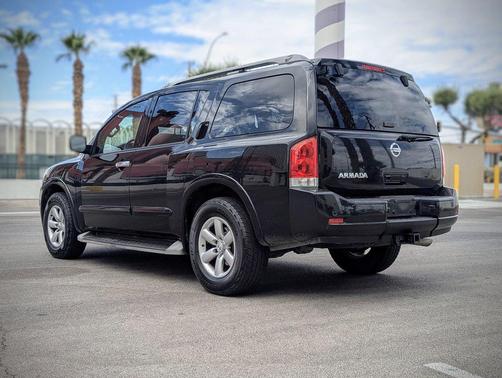2015 Nissan Armada SV