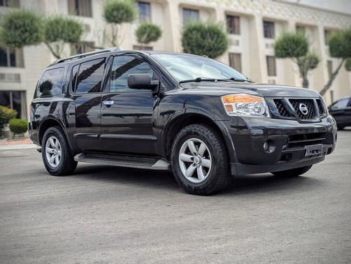 2015 Nissan Armada SV