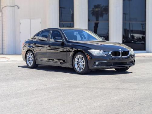 BLACK 2016 BMW 320 i