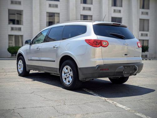 2012 Chevrolet Traverse LS