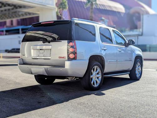 2012 GMC Yukon Denali