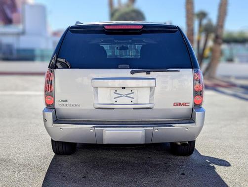2012 GMC Yukon Denali