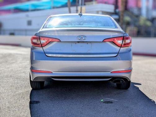 2016 Hyundai SONATA SE