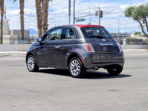 Granito Lucente (Granite Crystal) 2017 FIAT 500 Pop