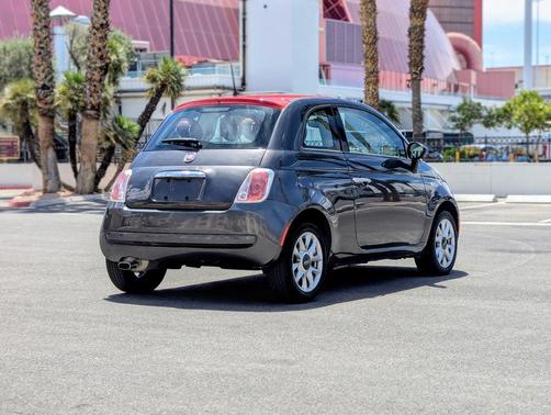 Granito Lucente (Granite Crystal) 2017 FIAT 500 Pop