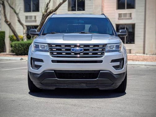 2017 Ford Explorer Base