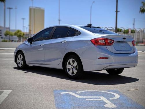 2018 Chevrolet Cruze LS