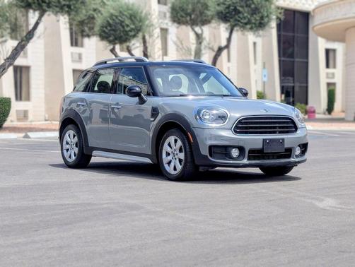 CEMENT 2017 MINI Countryman Cooper