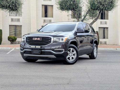 Iridium Metallic 2019 GMC Acadia SLE-1