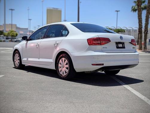 2015 Volkswagen Jetta 2.0L S
