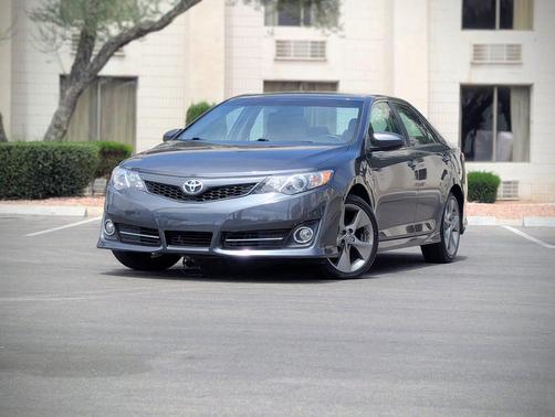 Magnetic Gray Metallic 2012 Toyota Camry SE