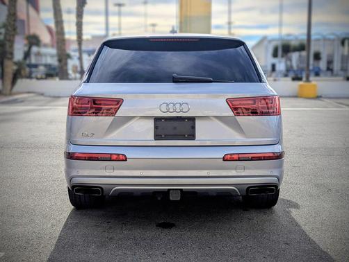 2019 Audi Q7 55 Premium Plus