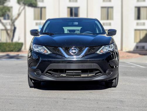 2017 Nissan Rogue Sport S