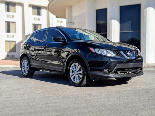 2017 Nissan Rogue Sport S