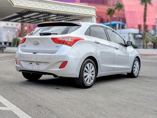 2016 Hyundai Elantra GT Base