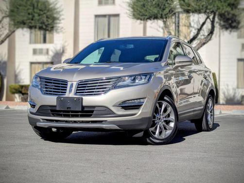2015 Lincoln MKC Base