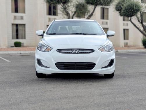Century White 2016 Hyundai Accent SE