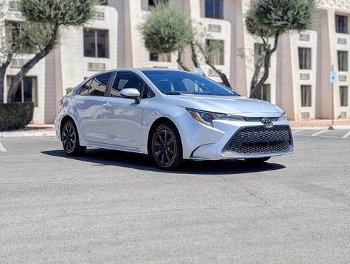 Classic Silver Metallic 2022 Toyota Corolla LE