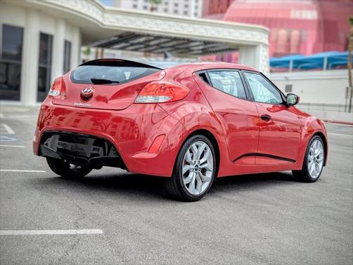 2015 Hyundai Veloster Base