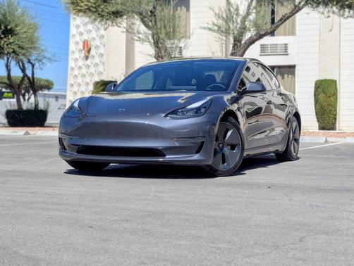 GRAY 2023 Tesla Model 3 Standard Range