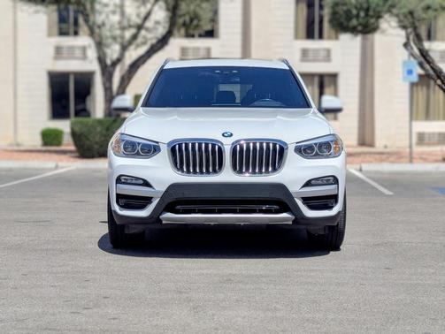 WHITE 2018 BMW X3 xDrive30i