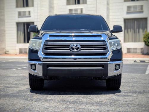 2014 Toyota Tundra SR