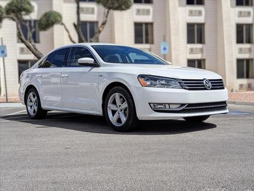 2015 Volkswagen Passat 1.8T Limited Edition