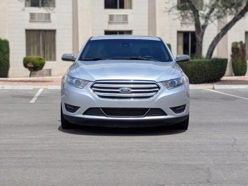 Ingot Silver Metallic 2019 Ford Taurus Limited