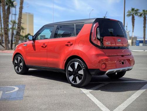 2017 Kia Soul +