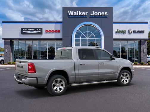 Billet Silver Metallic Clearcoat 2026 RAM 1500 Big Horn
