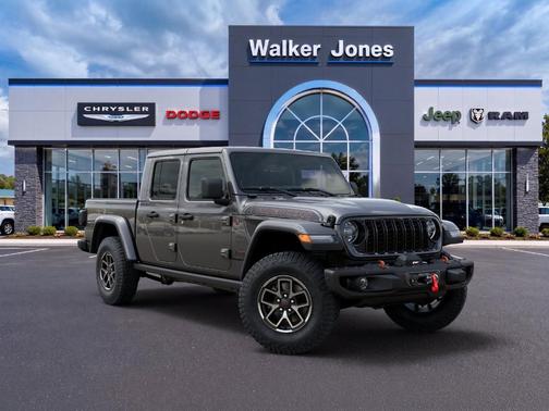 Granite Crystal Clearcoat Metallic 2026 Jeep Gladiator Shadow Ops