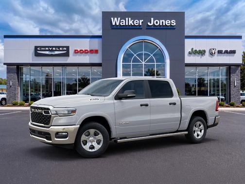 Bright White Clearcoat 2026 RAM 1500 Big Horn