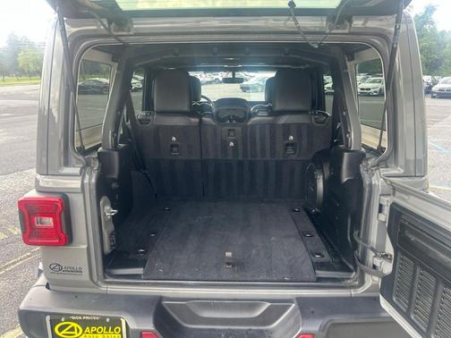2021 Jeep Wrangler Unlimited Sahara Altitude