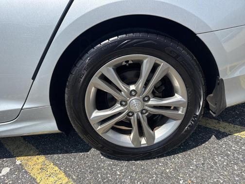 2019 Hyundai SONATA SEL