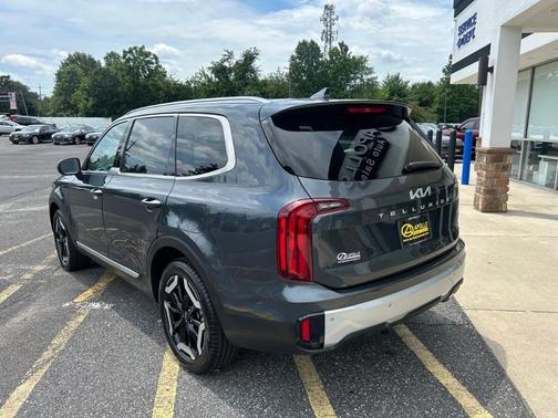 2023 Kia Telluride S