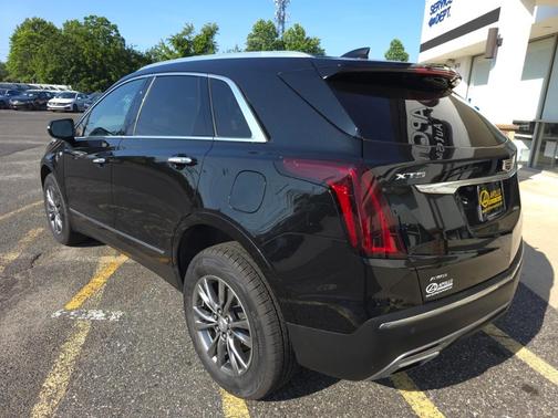 2021 Cadillac XT5 Premium Luxury