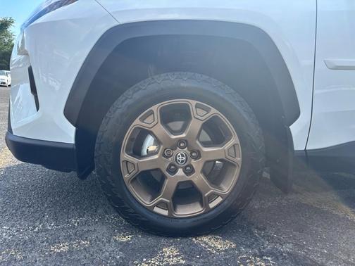 2023 Toyota RAV4 Hybrid Woodland Edition