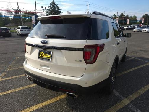 2017 Ford Explorer sport