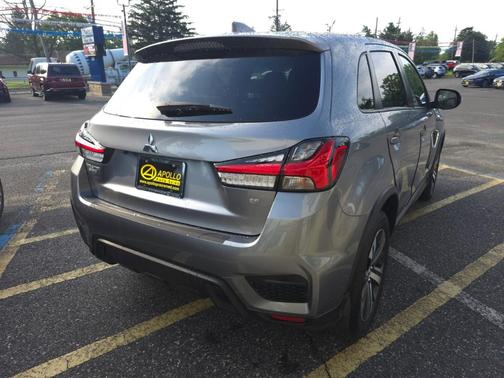 2022 Mitsubishi Outlander Sport SE