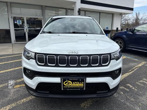 2022 Jeep Cherokee Latitude Lux