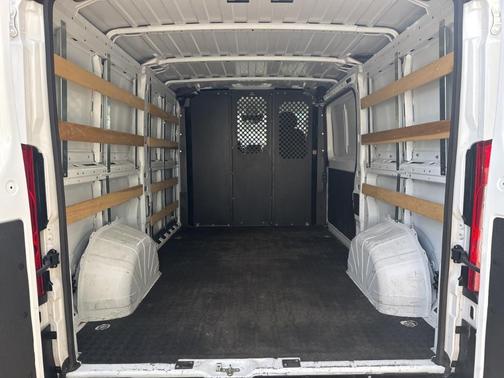 2023 RAM ProMaster 2500 Base