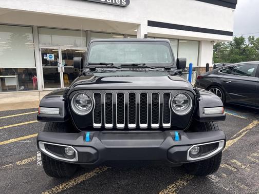2022 Jeep Wrangler Unlimited 4xe Sahara