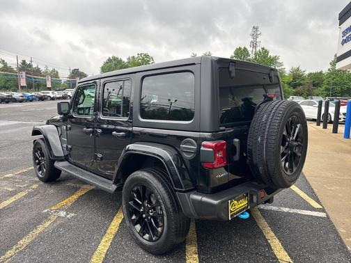 2022 Jeep Wrangler Unlimited 4xe Sahara