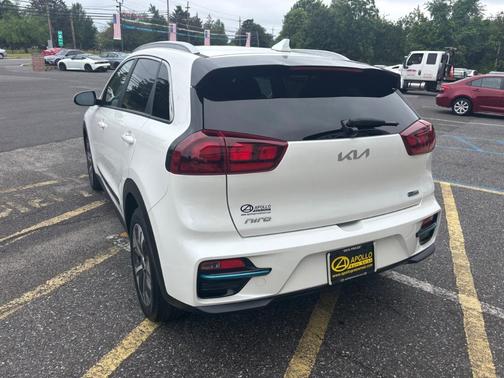 2022 Kia Niro EV EX