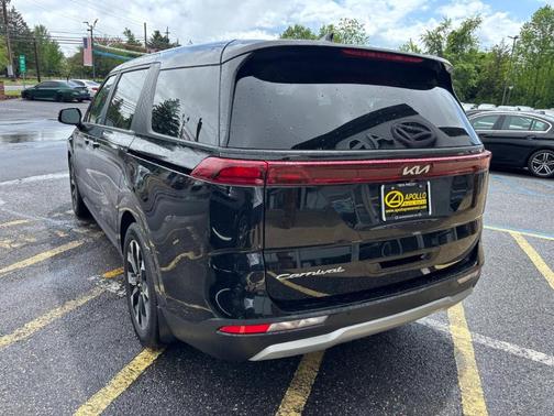 2022 Kia Carnival EX