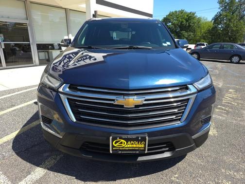 2022 Chevrolet Traverse LT Cloth