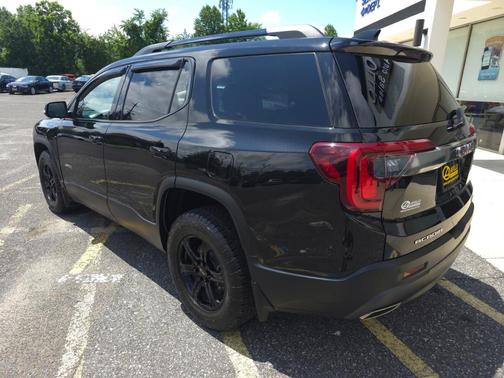 2020 GMC Acadia AT4