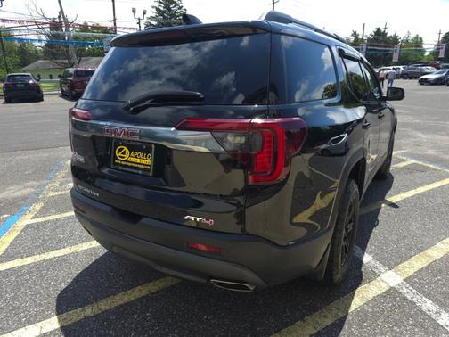 2020 GMC Acadia AT4