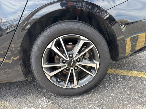 2024 Kia Forte LXS