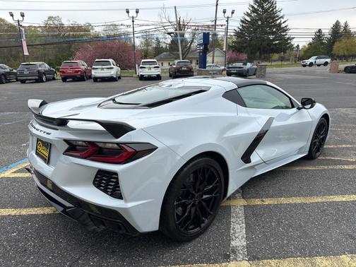 2024 Chevrolet Corvette Stingray w/1LT